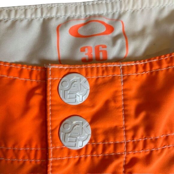 Oakley Men's Board Shorts Orange Navy White Size 36 - Picture 7 of 9
